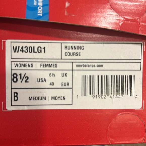 New Balance Running Course shoes, brand new Size 8.5 memory sole comfort insert. - Picture 4 of 4